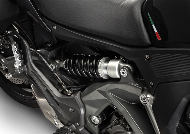 Benelli BN 600 BN 600 GT (2013 - 16) (3)