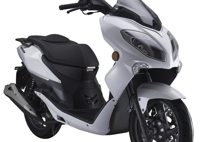 Keeway Motor City Blade 125 City Blade 125 (2015 - 17) (4)