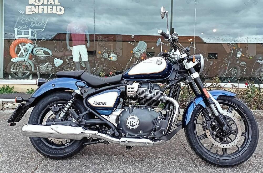 Royal Enfield Super Meteor 650 (2023 - 26) (4)