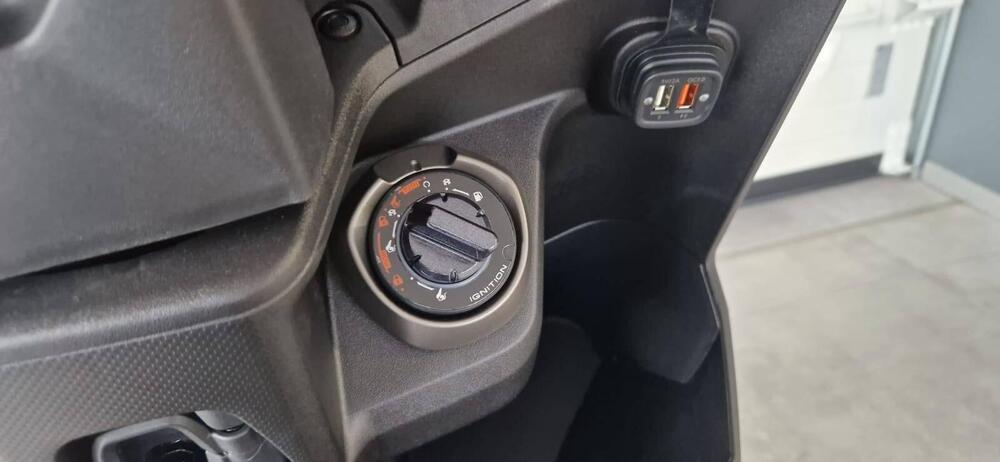 Kymco KRV 200 (2023 - 25) (12)