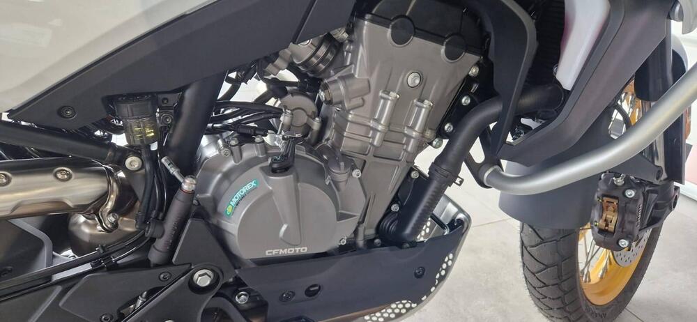 CFMOTO 800MT Explore (2023 - 25) (14)
