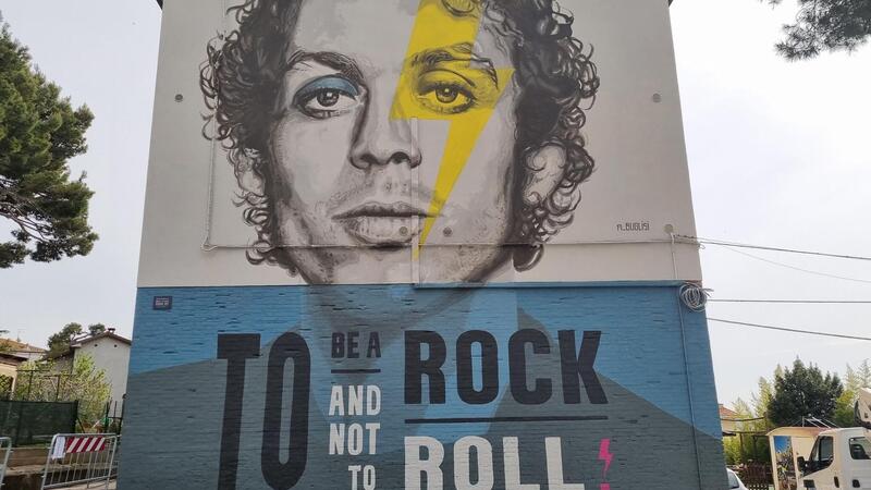 Murales gigante per Valentino Rossi - David Bowie! [GALLERY]