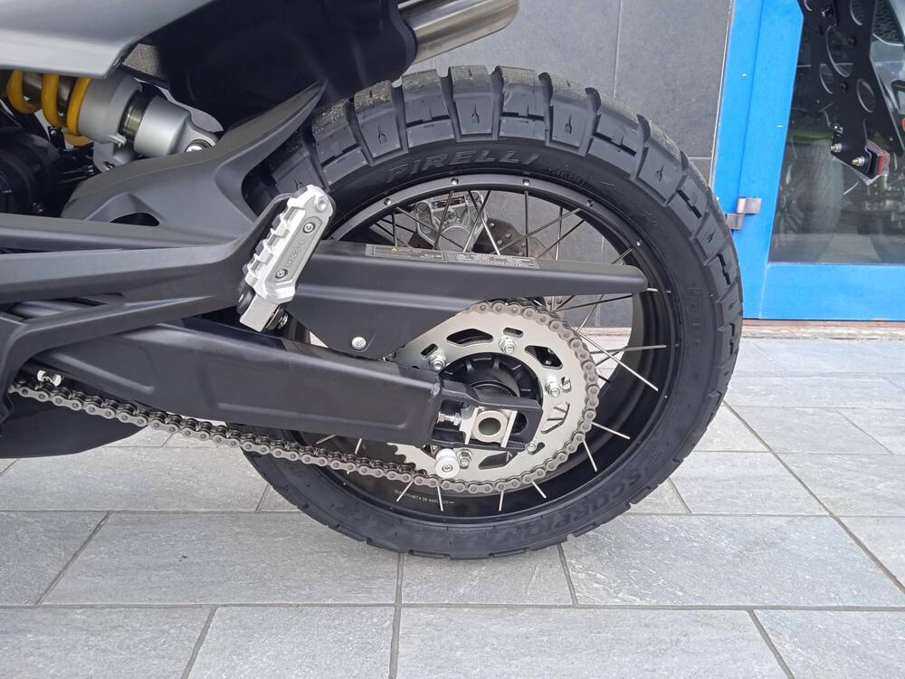 Benelli Leoncino 800 Trail (2022 - 25) (11)