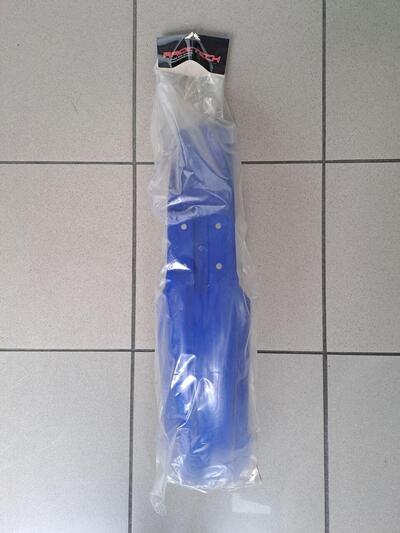 Parafango anteriore blu crf 2004 Racetech