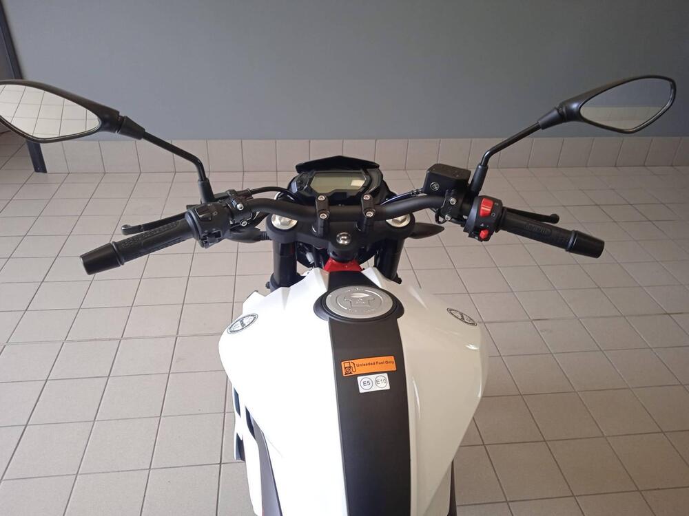 Benelli BN 125 (2021 - 25) (9)