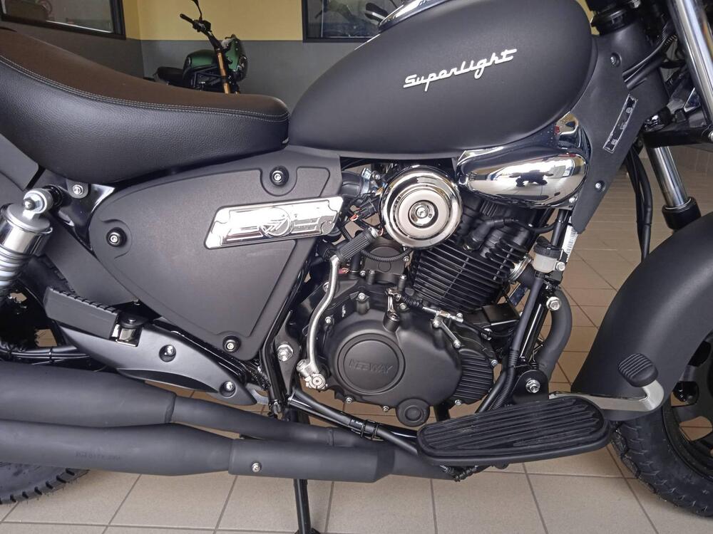 Keeway Motor Superlight 125 (2021 - 25) (3)