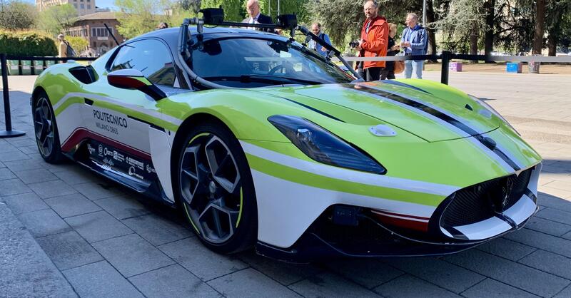 La 1000 Miglia in guida autonoma con la Maserati MC20 Cielo