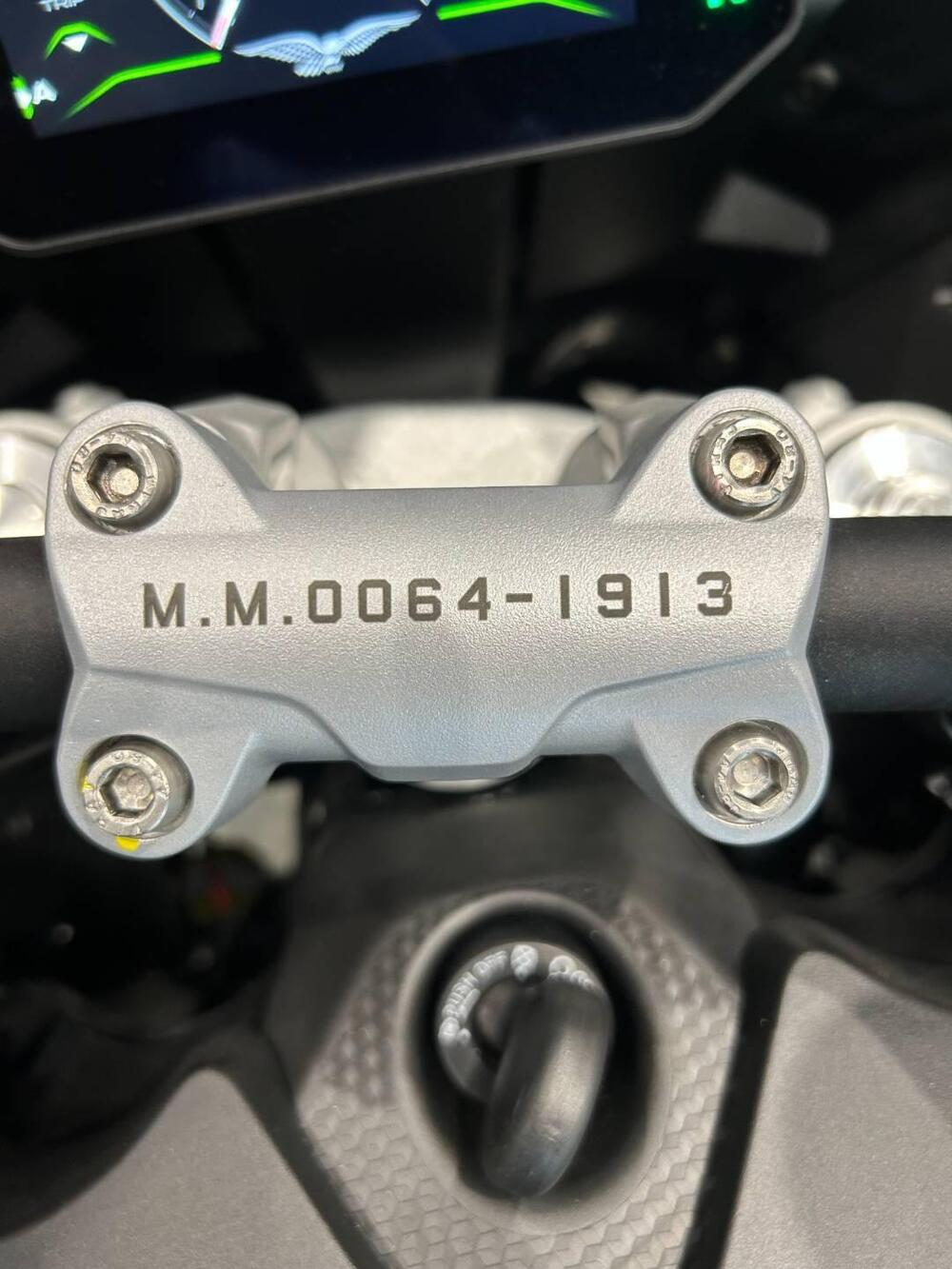 Moto Guzzi V100 Mandello Aviazione Navale (2023 - 24) (10)