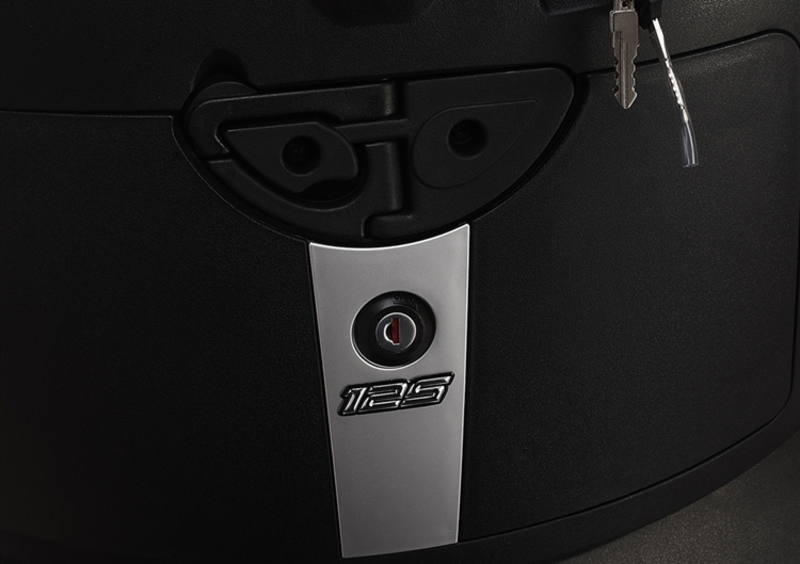 Benelli Caffènero 150 Caffènero 150 (2011 - 15) (10)