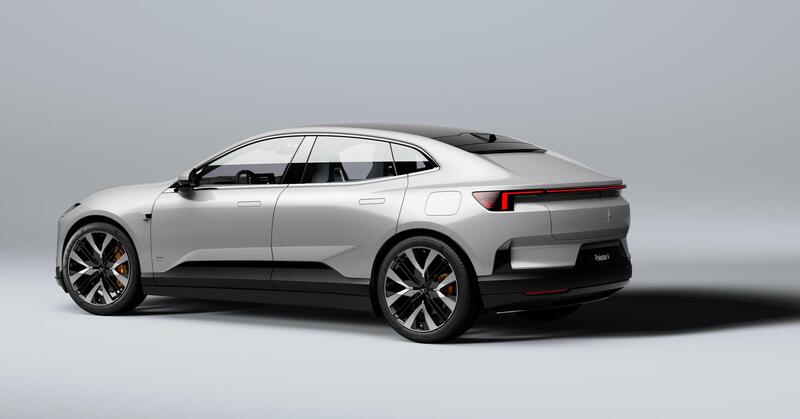 Polestar 4: il debutto della suv-coup&eacute; elettrica svedese che non ha pi&ugrave; il lunotto