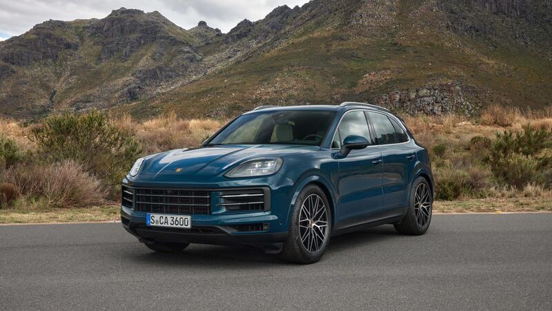 Porsche Cayenne 2023, ecco cosa cambia [VIDEO]