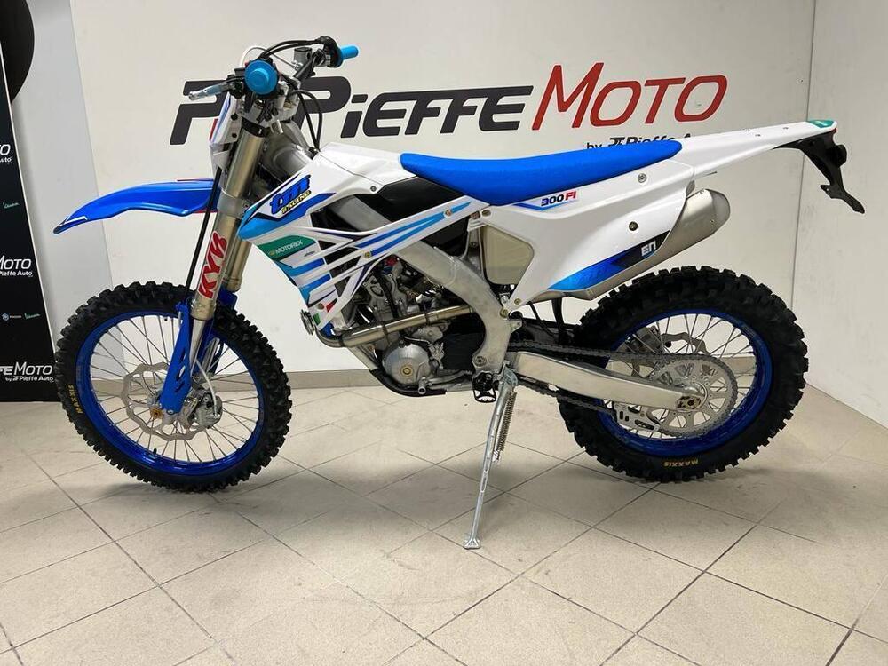 Tm Moto EN 300 ES Fi 4T (2023) (2)