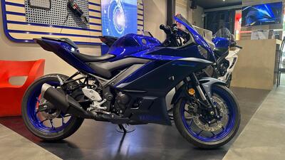 Yamaha YZF R3 (2021 - 24) nuova