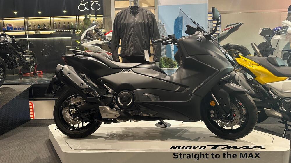 Yamaha T-Max 560 (2022 - 24)