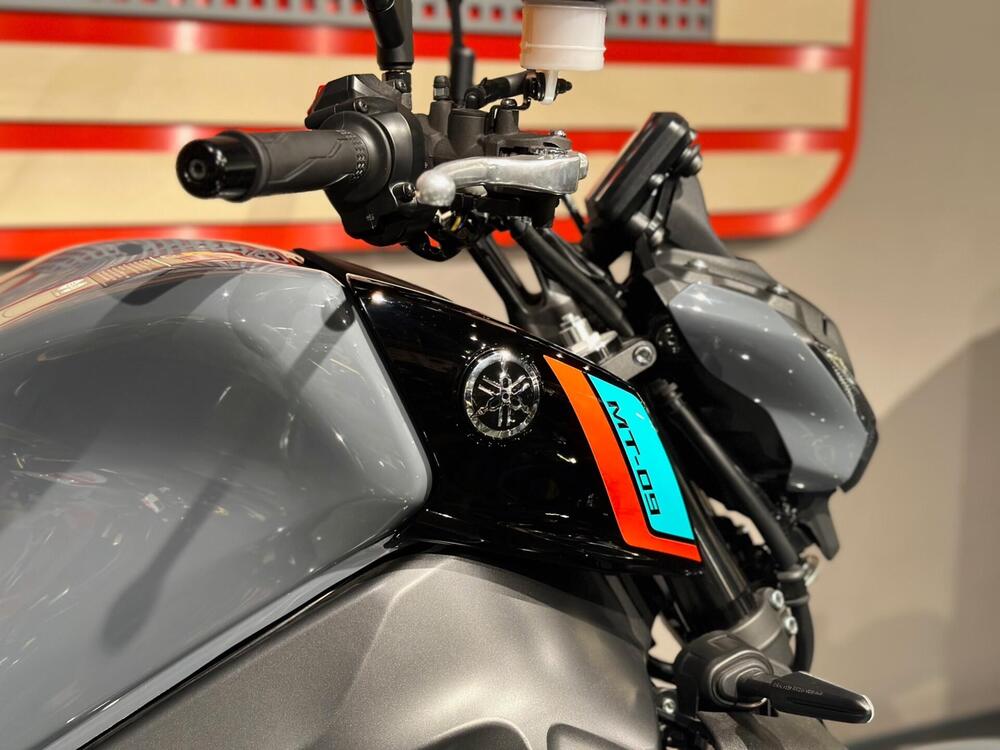 Yamaha MT-09 (2021 - 23) (4)