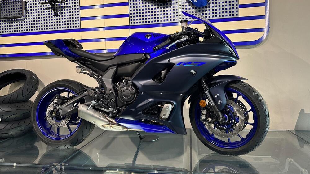 Yamaha YZF R7 (2021 - 25)