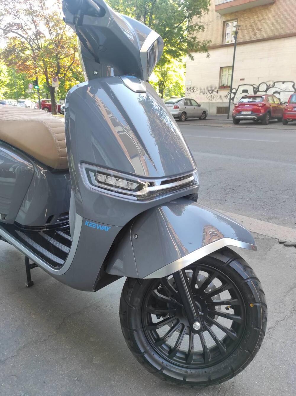 Keeway Motor Iskia 125 (2023 - 25) (10)