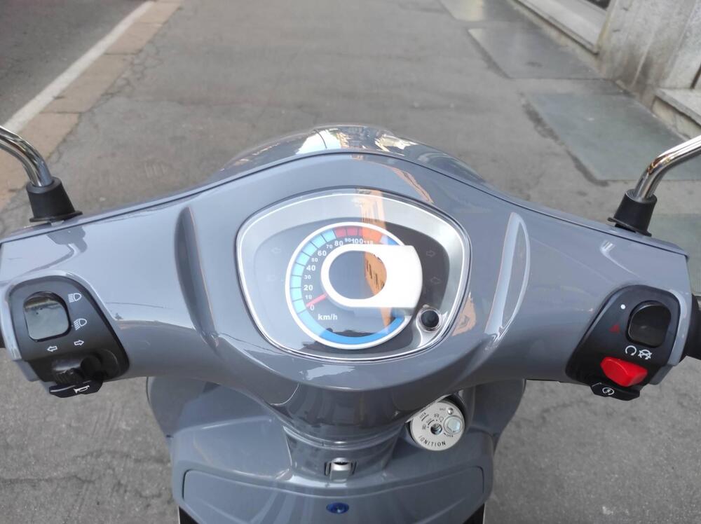 Keeway Motor Iskia 125 (2023 - 25) (8)