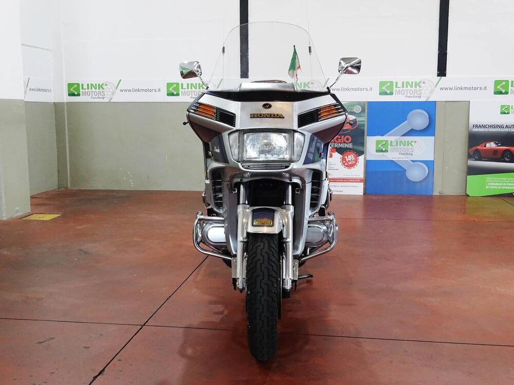 Honda GL 1200 GOLD WING ASPENCADE (3)