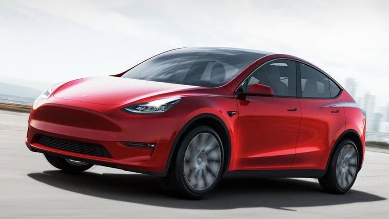 Tesla: consegne in crescita e utili in forte calo 