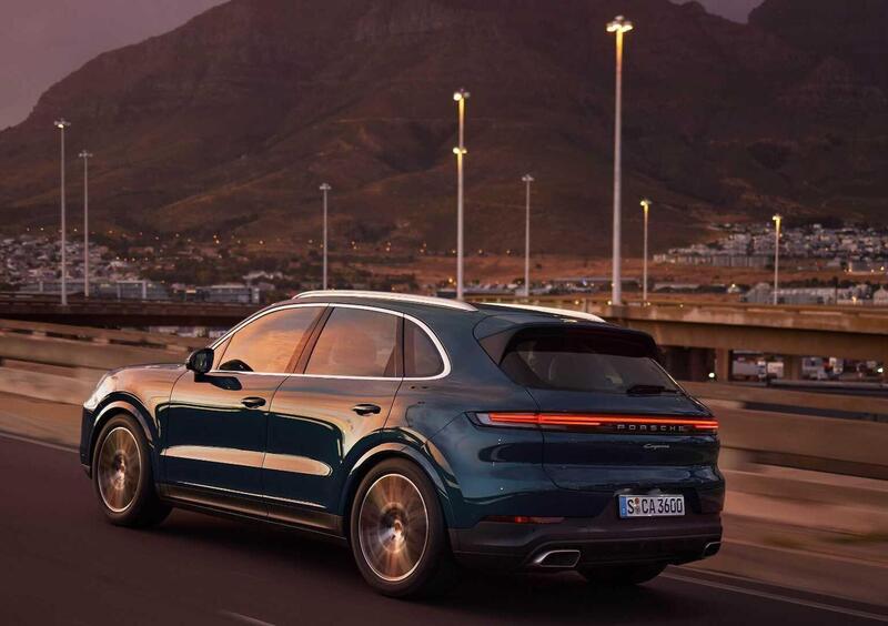 Porsche Cayenne (2017-->>) (9)