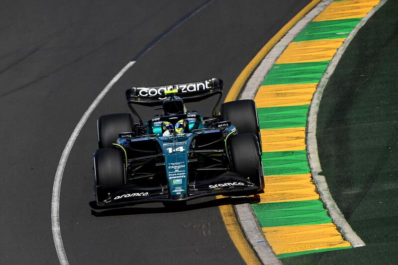 Fernando Alonso in pista in Australia per il GP di F1