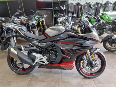 CFMOTO 450SR (2023 - 24) nuova