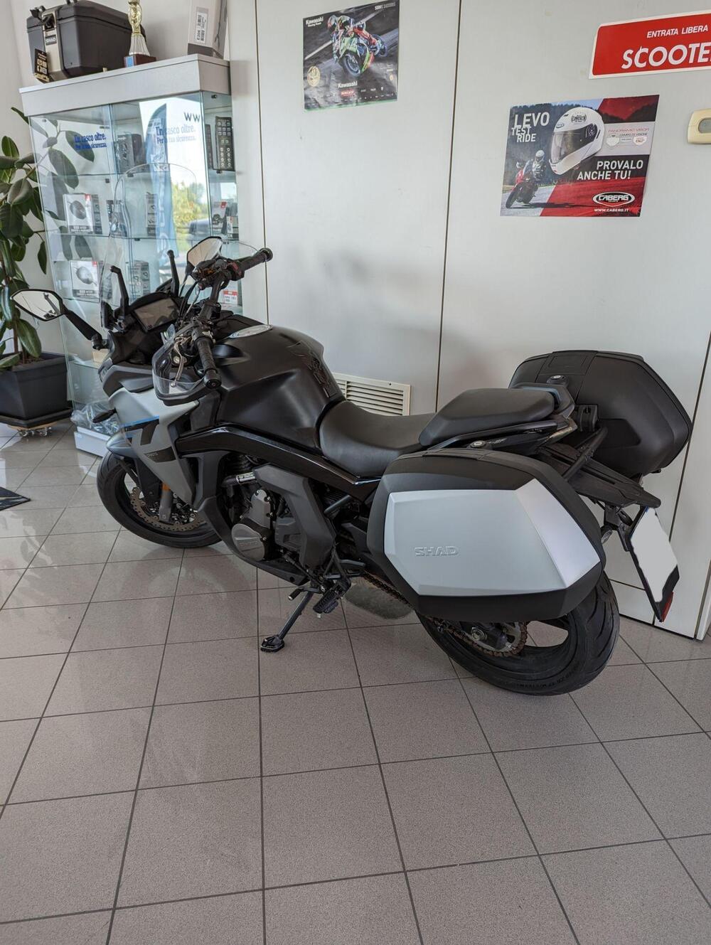 CFMOTO 650GT (2021 - 25) (2)