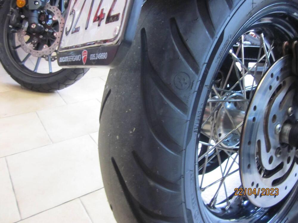 Harley-Davidson 1584 Street Bob (2008 - 15) - FXDB (9)