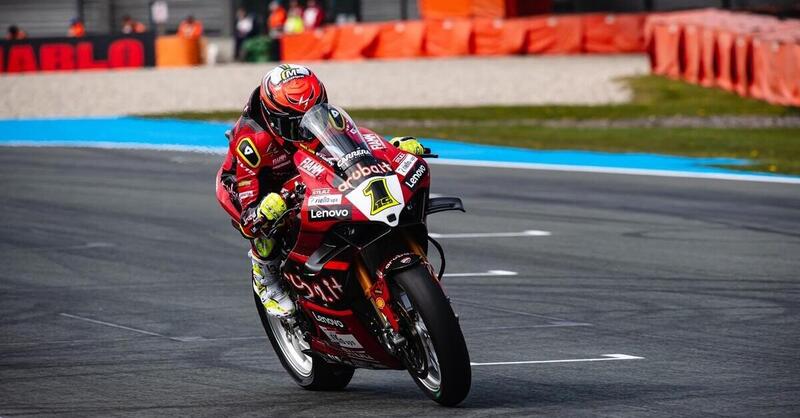 SBK 2023. GP d&#039;Olanda. Alvaro Bautista domina Gara 1 ad Assen