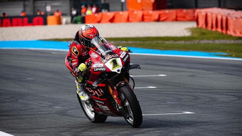 SBK 2023. GP d&#039;Olanda. Alvaro Bautista domina Gara 1 ad Assen