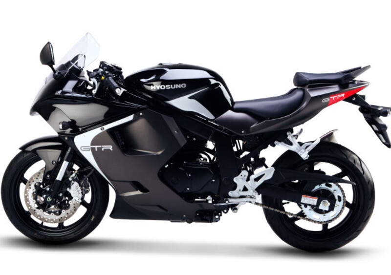 Hyosung Comet GT 125 Comet GT 125 R (2015) (10)