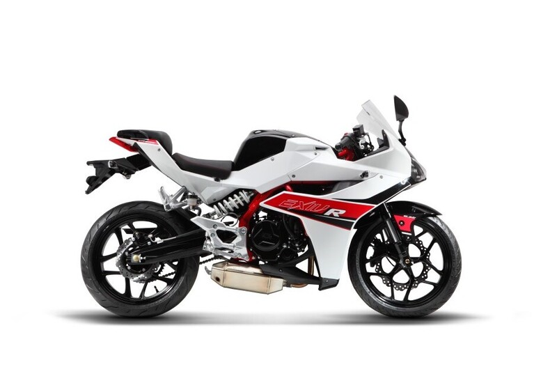 Hyosung GD 250 R GD 250 R (2015 - 16) (3)