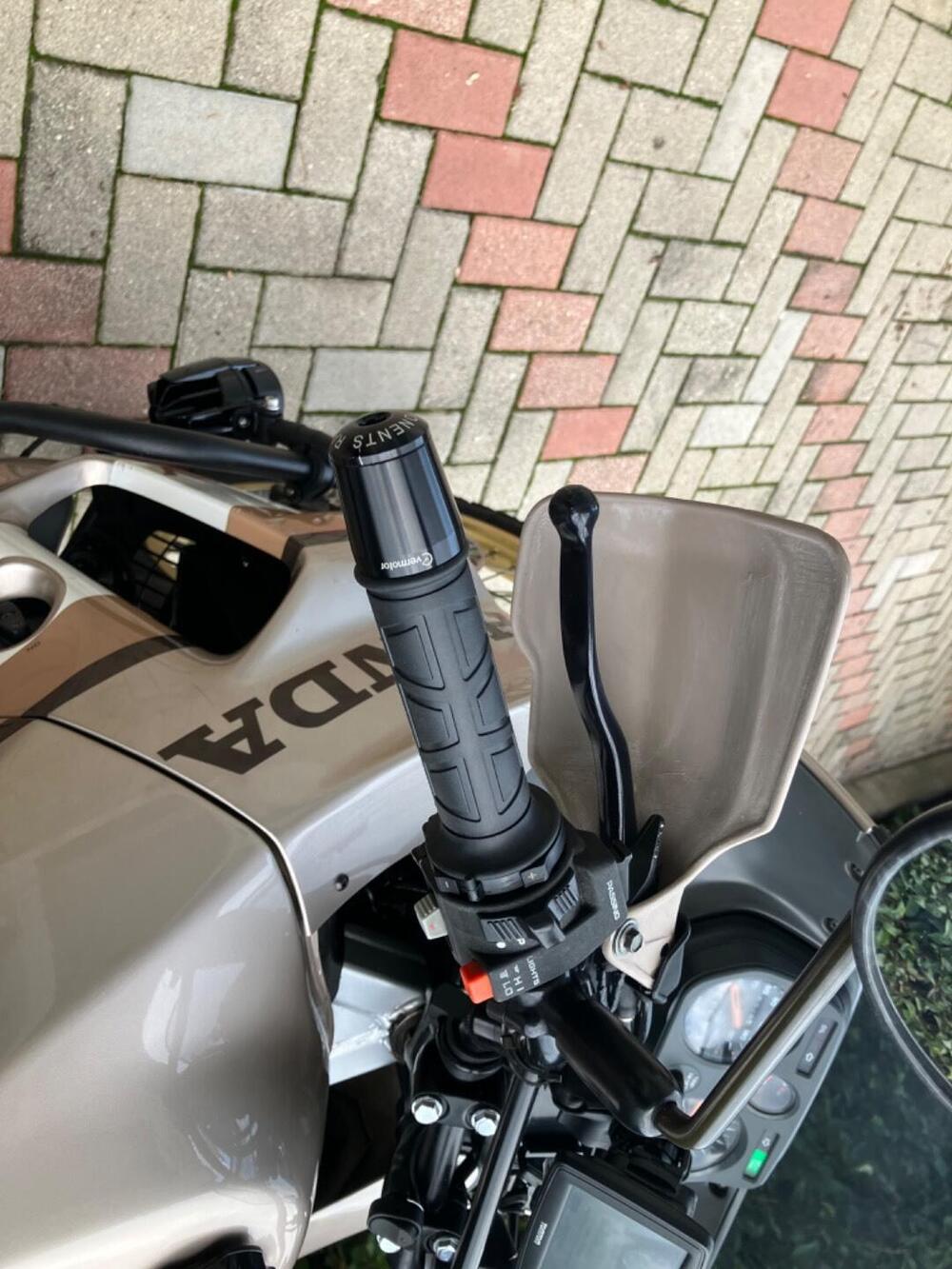 Honda Transalp XL 600V (1987 - 90) (3)