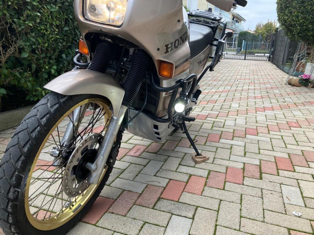 Honda Transalp XL 600V (1987 - 90) (4)