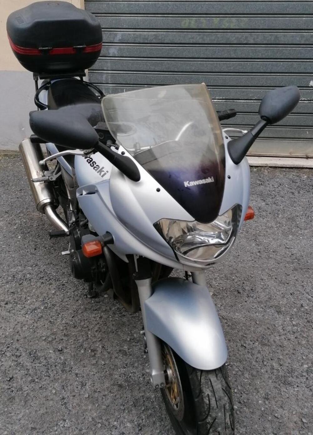 Kawasaki ZR-7 (2001 - 04) (3)