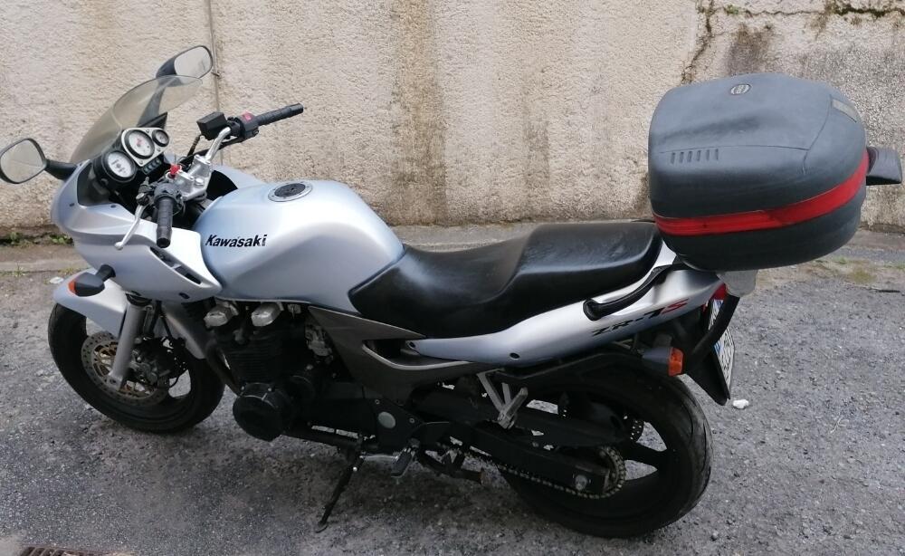 Kawasaki ZR-7 (2001 - 04) (9)