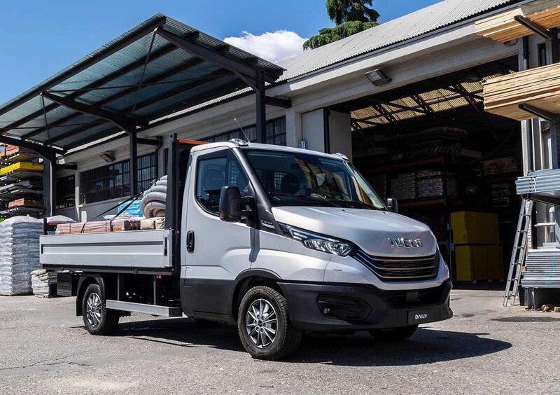 Iveco eDaily Telaio (2023-23) (2)