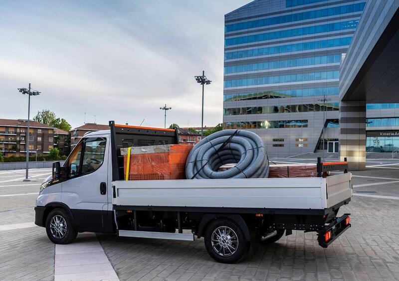 Iveco eDaily Telaio (2023-23) (11)