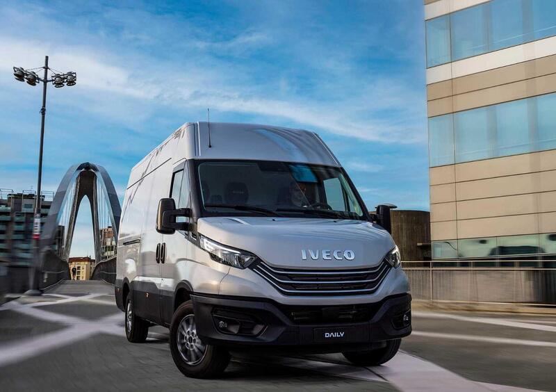 Iveco eDaily Furgone (2023-->>) (3)