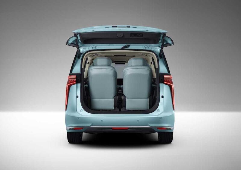 Maxus MIFA 9 (2023-23) (8)