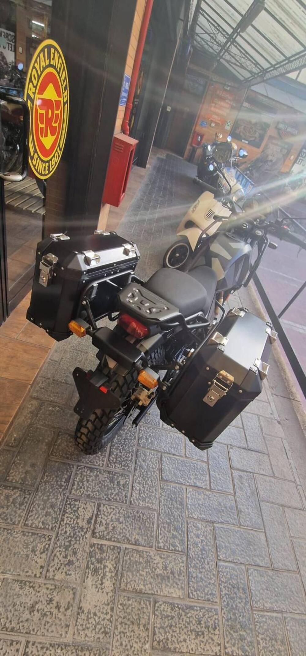 Royal Enfield Himalayan 411 (2021 - 24) (5)