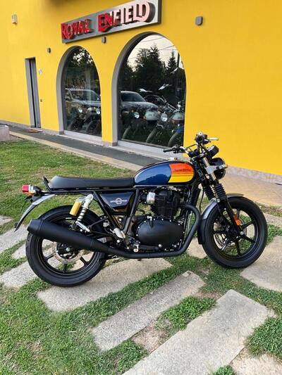 Royal Enfield Interceptor 650 (2021 - 25) nuova