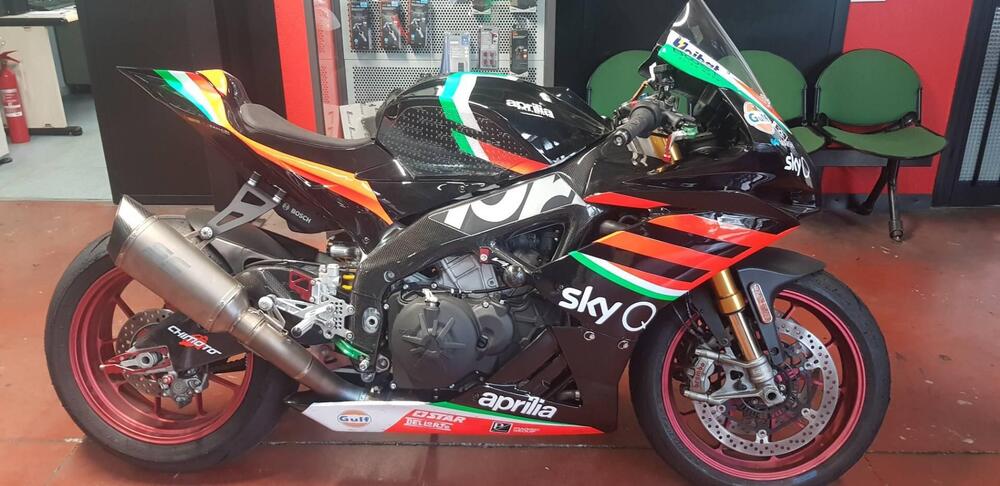 Aprilia RSV4 RF ABS (2015 - 17)
