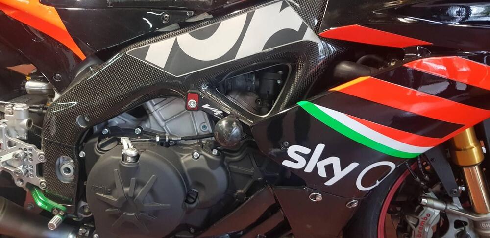 Aprilia RSV4 RF ABS (2015 - 17) (5)