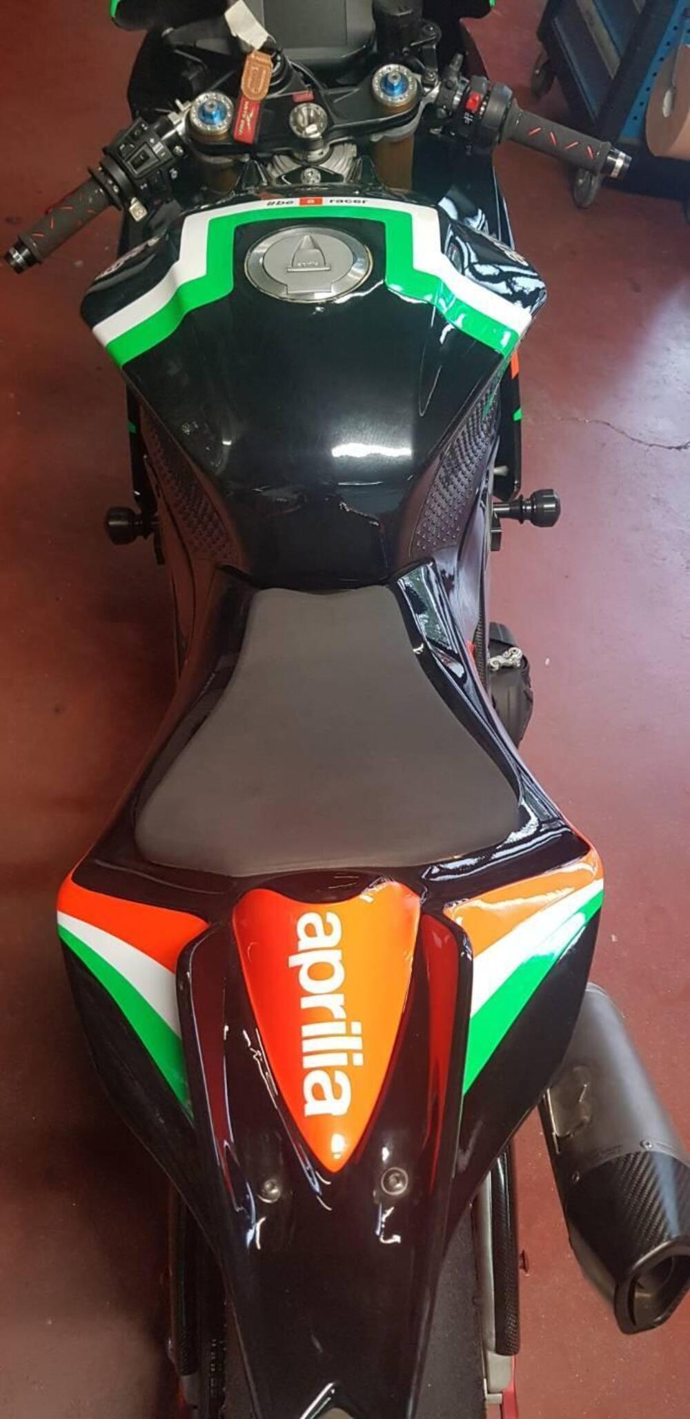 Aprilia RSV4 RF ABS (2015 - 17) (7)