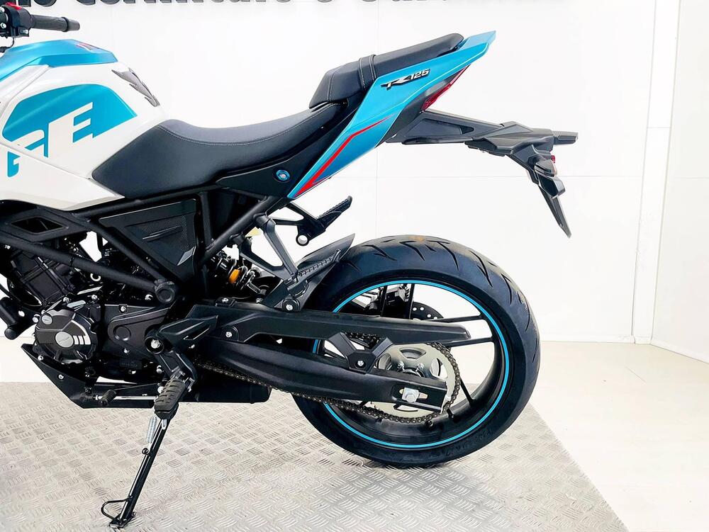 Voge Brivido 125R (2023 - 25) (17)