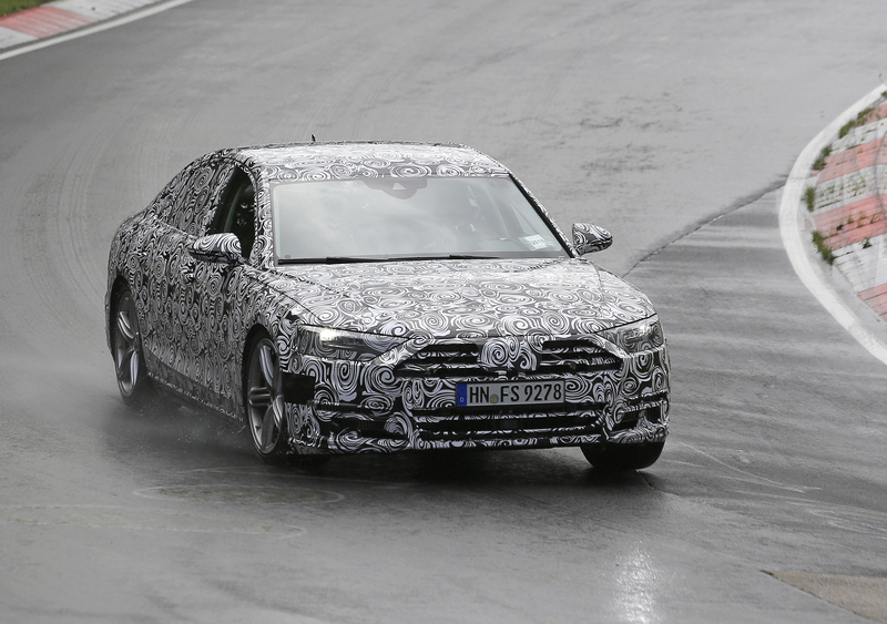 Nuova Audi A8: muletto in test al Nurburgring