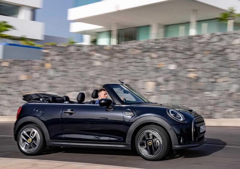 MINI Mini Cabrio (30)