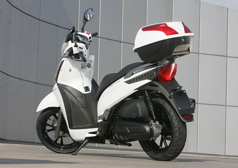 Kymco People 125 People 125i GT (2010 - 17) (6)